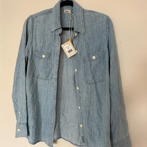 Faherty Tried & True chambray shirt